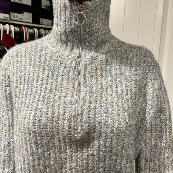 NWT Sincerely Jules sweater size XS - Picture 3 of 8